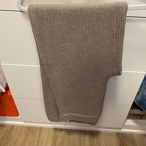 Gap CashSoft Sweater Pant - Camel Color - Size Medium Long - NWT